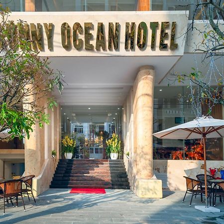 Sunny Ocean Hotel & Spa Дананг Екстериор снимка