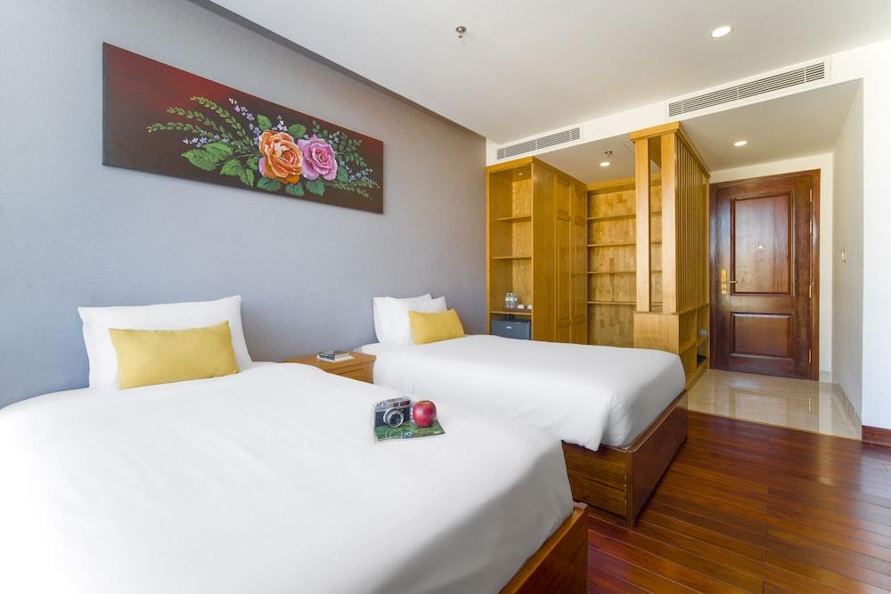 Sunny Ocean Hotel & Spa Дананг Екстериор снимка
