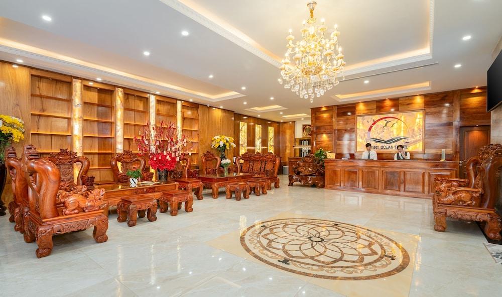 Sunny Ocean Hotel & Spa Дананг Екстериор снимка