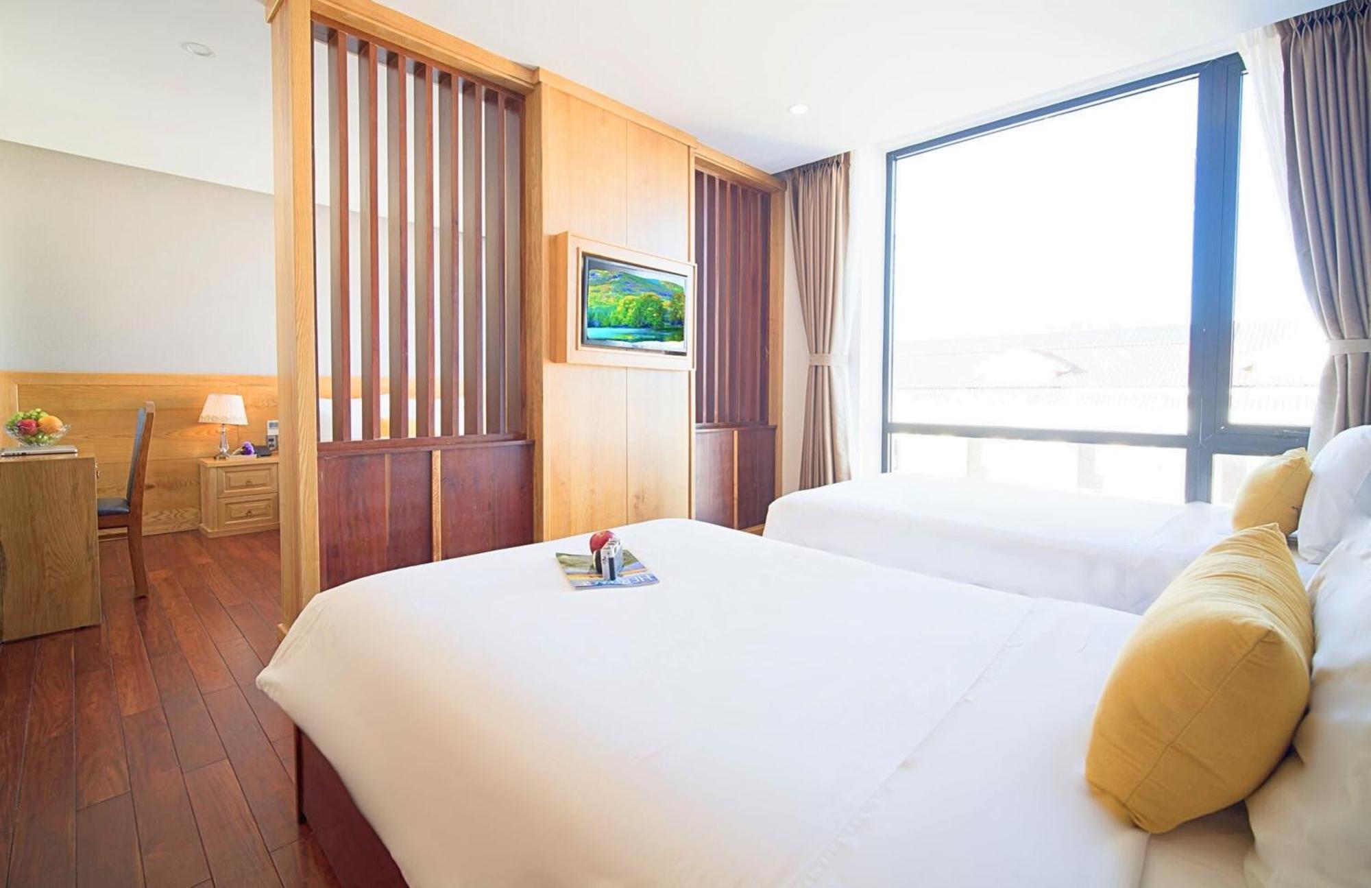 Sunny Ocean Hotel & Spa Дананг Стая снимка