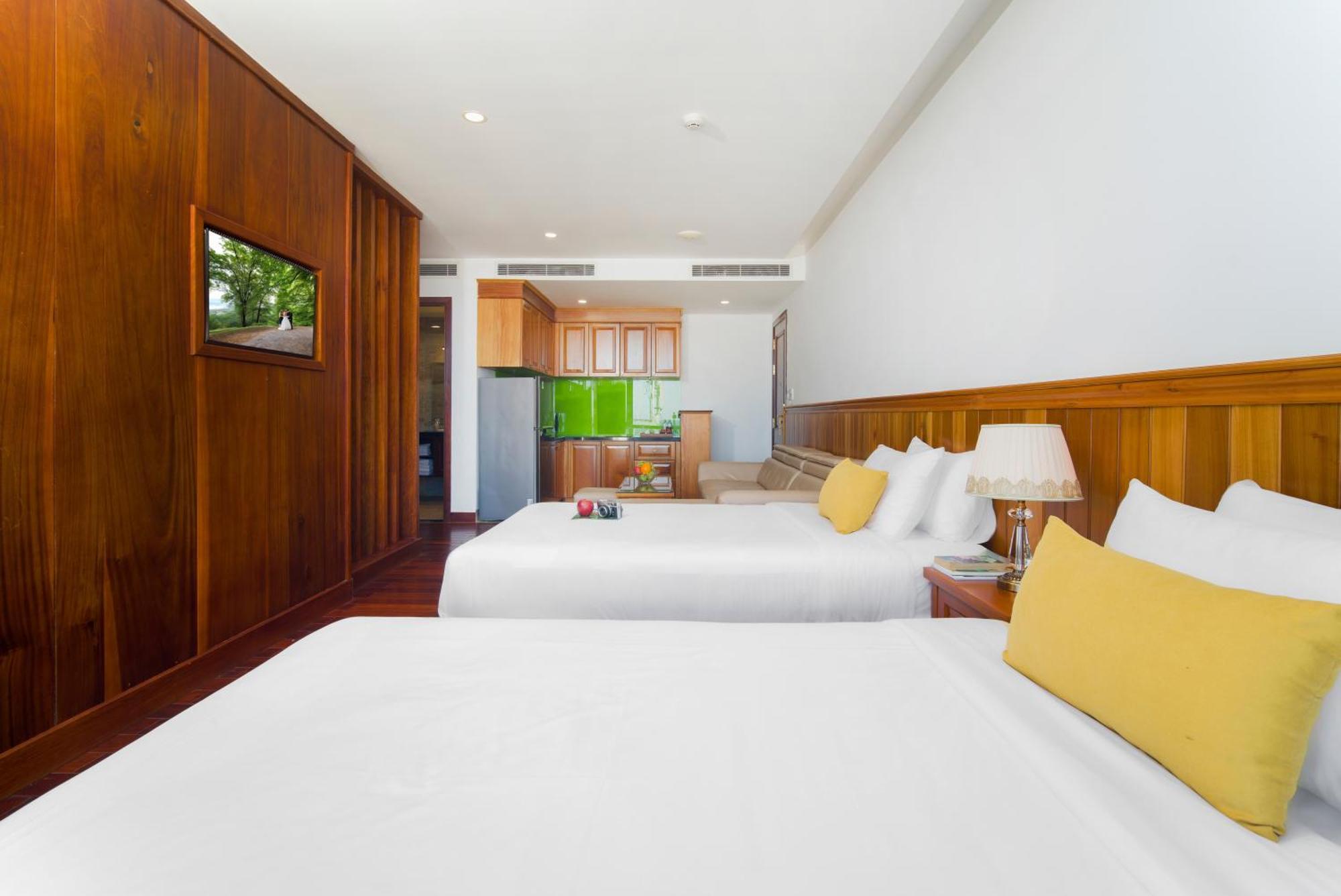 Sunny Ocean Hotel & Spa Дананг Стая снимка